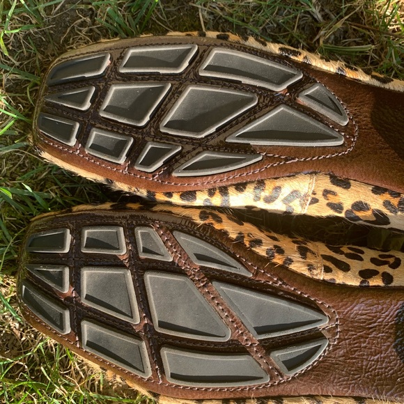 NWOT! Enzo Angiolini Leopard Print Faux Fur Flats Size 8 - Picture 16 of 16